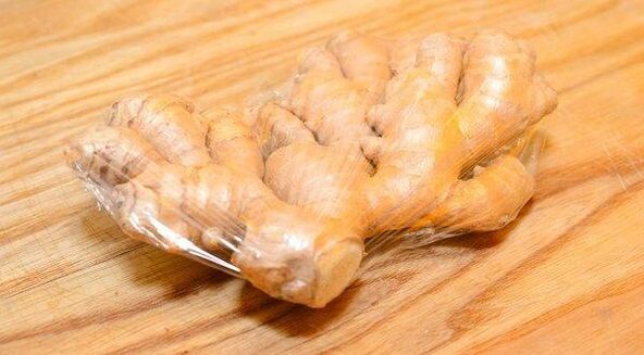 Put the ginger in a vacuum bag
